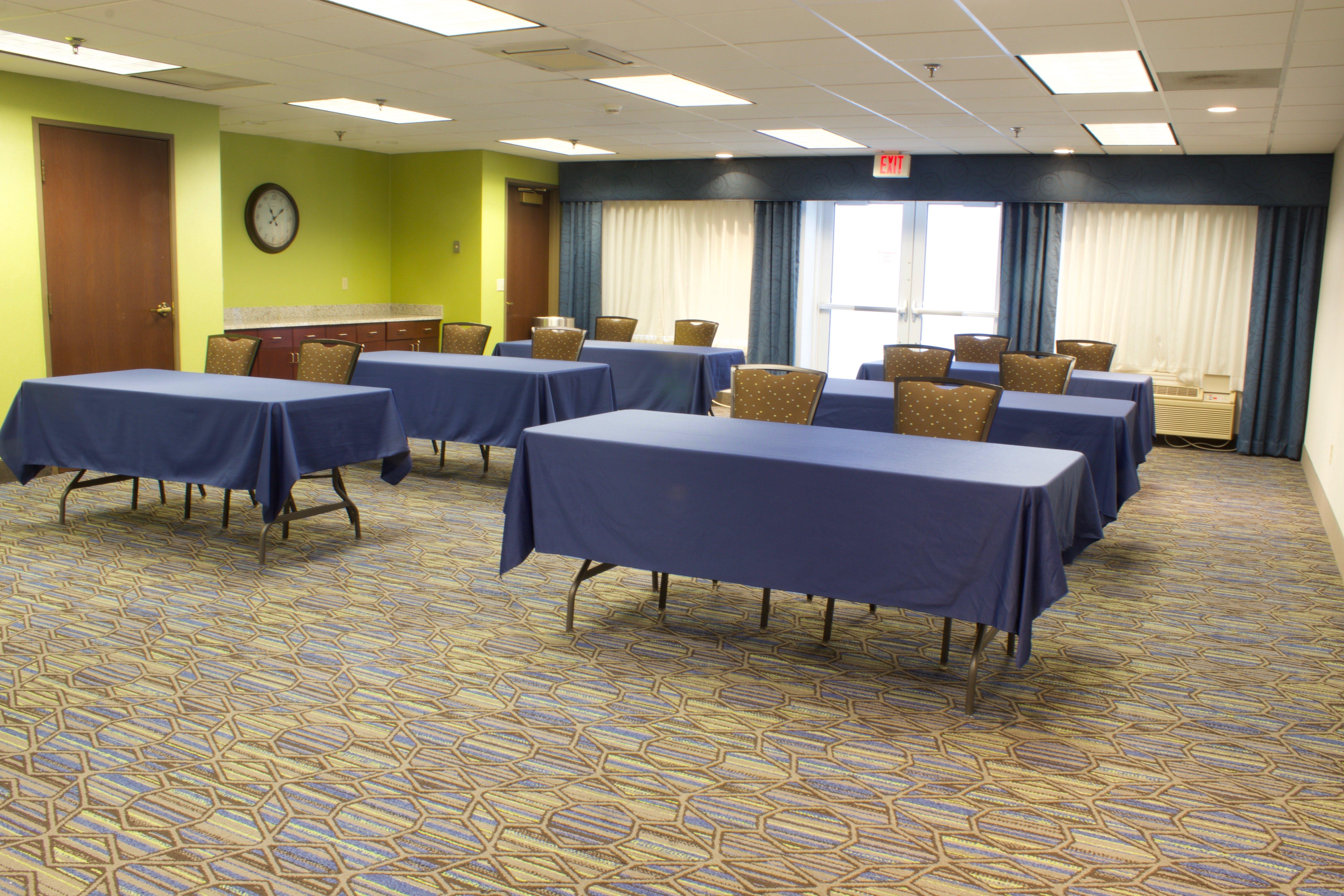 Holiday Inn Express Hotel & Suites-St. Paul By Ihg Vadnais Heights Luaran gambar